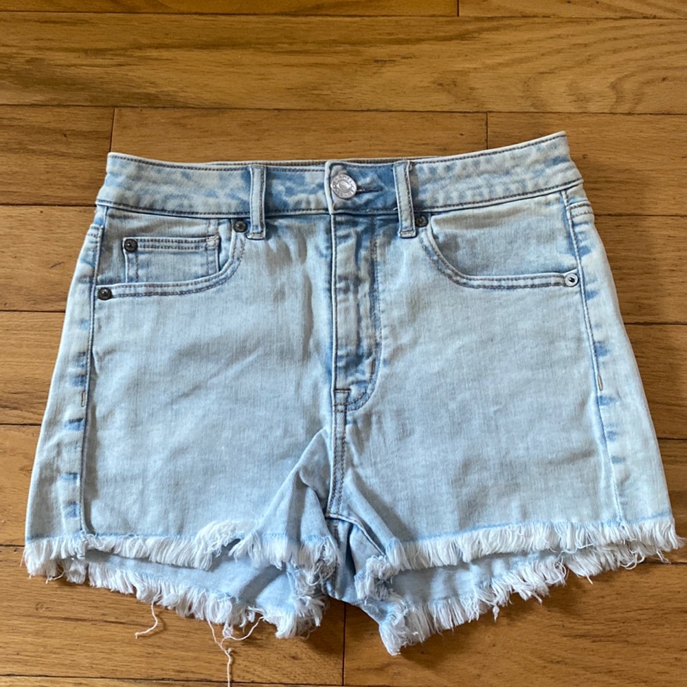 American Eagle Super High Rise Shortie
